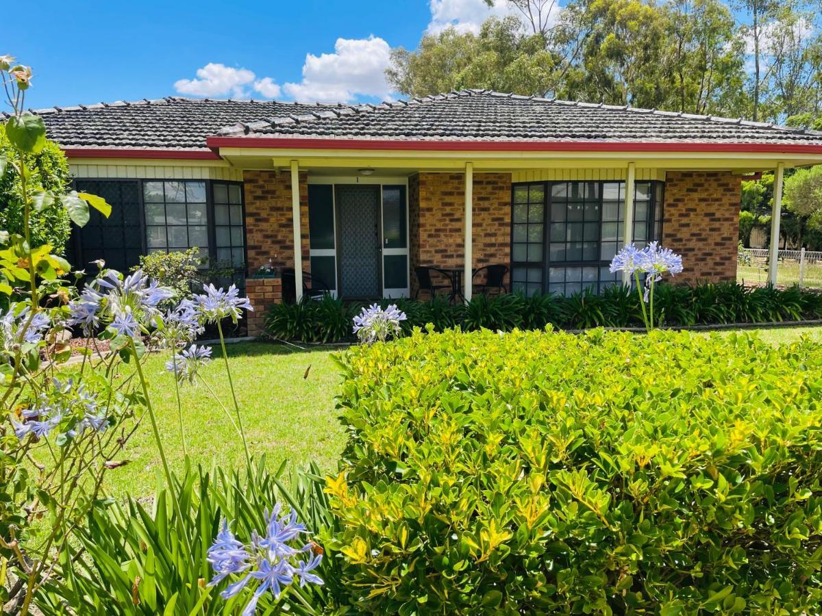 Peaceful 2 Bedroom Home Wagga Wagga Exterior photo