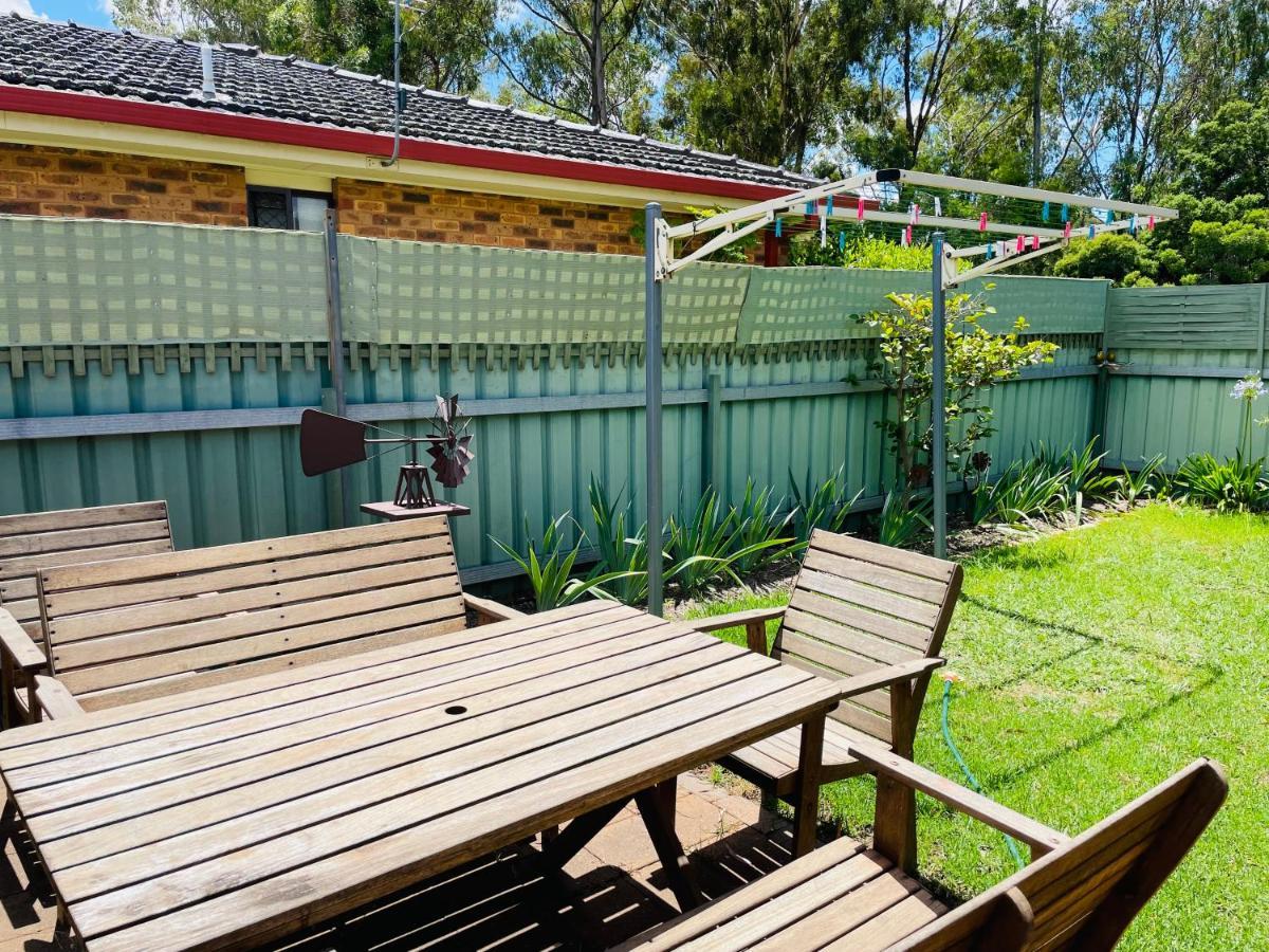 Peaceful 2 Bedroom Home Wagga Wagga Exterior photo